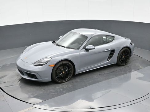 Certified 2024 Porsche 718 Cayman image 32