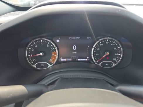 Used 2022 Jeep Renegade Trailhawk AWD/4WD image 10