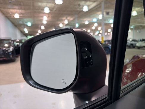 Certified 2023 Subaru Forester Premium image 27