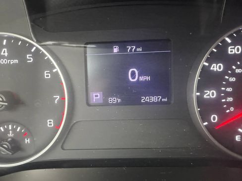 Used 2023 Kia Seltos S AWD/4WD image 11
