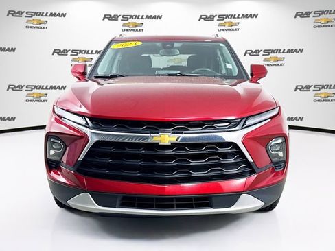 Used 2023 Chevrolet Blazer LT w/ Convenience Package FWD image 2
