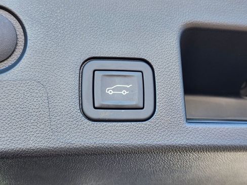 Used 2026 Chevrolet Equinox ACTIV w/ Convenience Package III AWD/4WD image 30