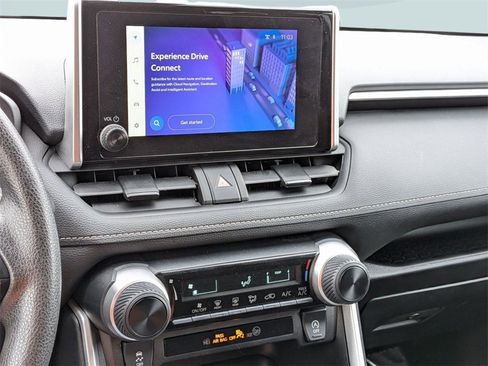 Used 2024 Toyota RAV4 LE image 18