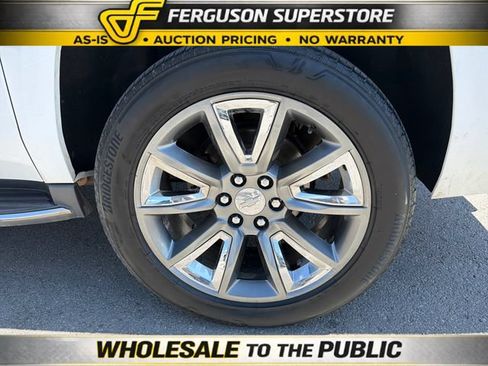 Used 2016 Chevrolet Suburban LTZ RWD image 31