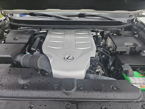 Used 2023 Lexus GX 460 Premium image 32