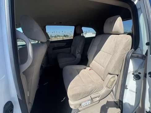 Used 2012 Honda Odyssey LX image 23