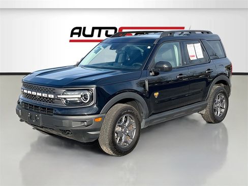 Used 2023 Ford Bronco Sport Badlands image 3