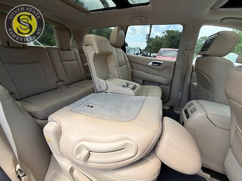 Used 2014 Nissan Pathfinder Platinum w/ Platinum Premium Package FWD image 20