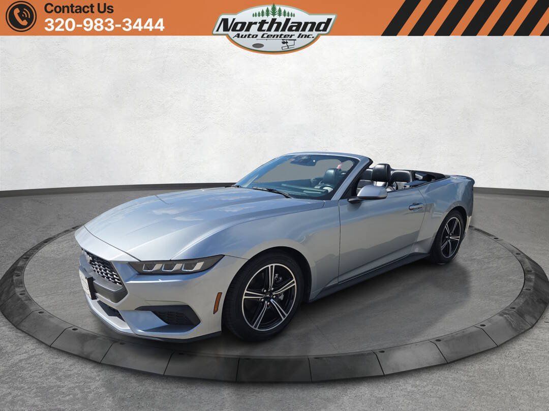 Used 2025 Ford Mustang Premium RWD image 1