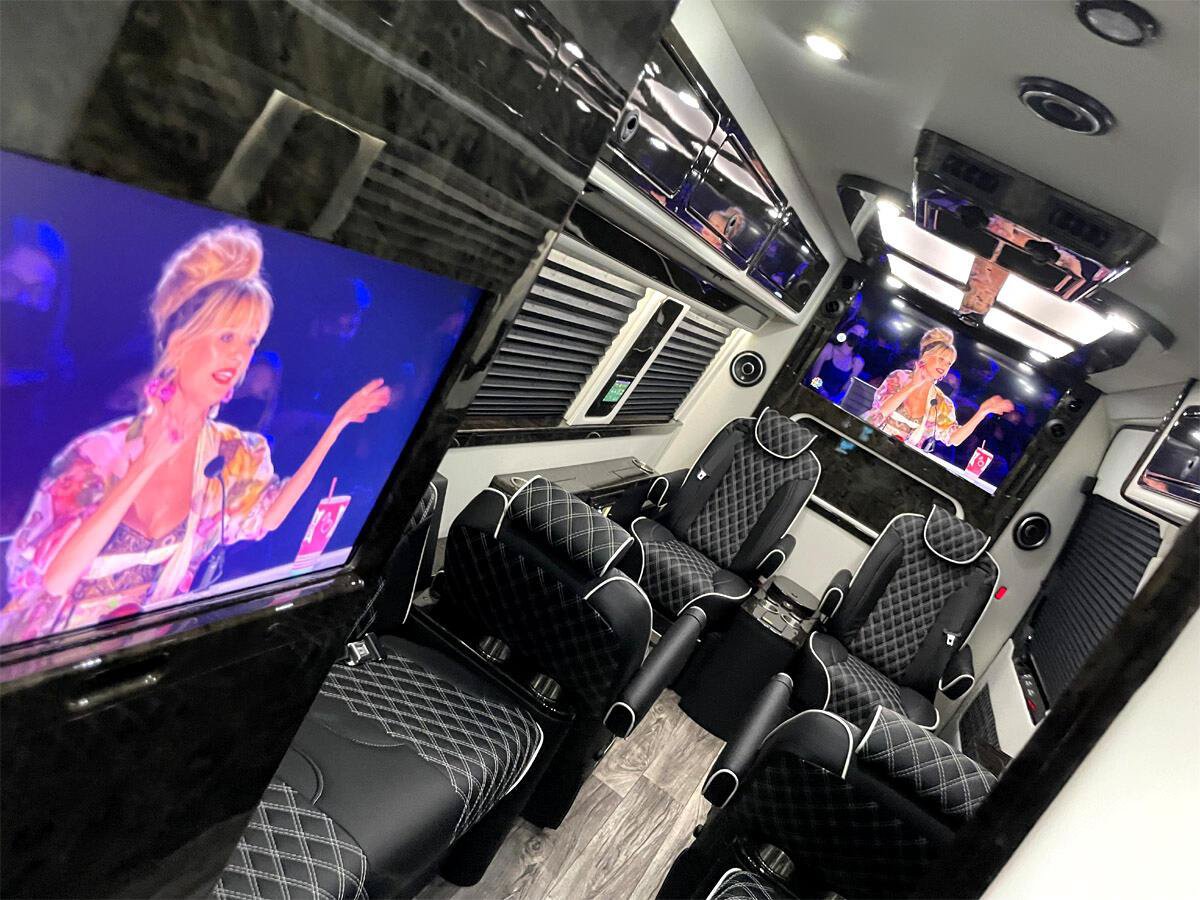 Used 2022 Mercedes-Benz Sprinter 3500 image 33