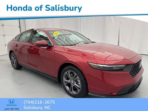 Used 2024 Honda Accord EX-L image 1