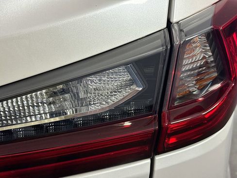 Used 2018 Lexus RX 350L Luxury image 34