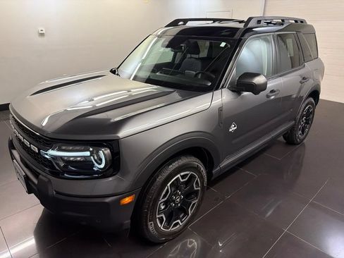 New 2026 Ford Bronco Sport Outer Banks w/ Outer Banks Tech Package+ AWD/4WD image 3