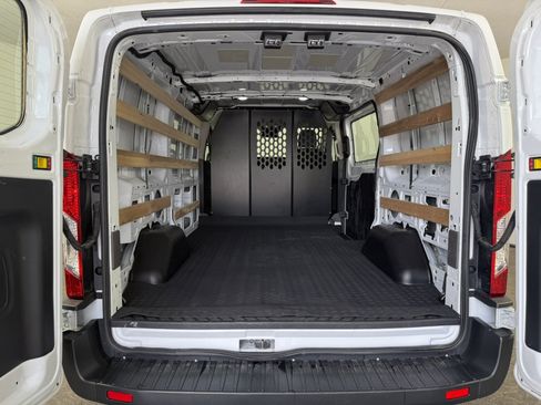 Used 2025 Ford Transit 250 Low Roof w/ Exterior Upgrade Package RWD image 7
