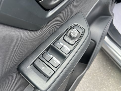 Used 2025 Subaru Forester Premium w/ Convenience Package #1 AWD/4WD image 18