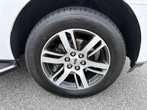 Used 2023 Ford Expedition Max XLT AWD/4WD image 22