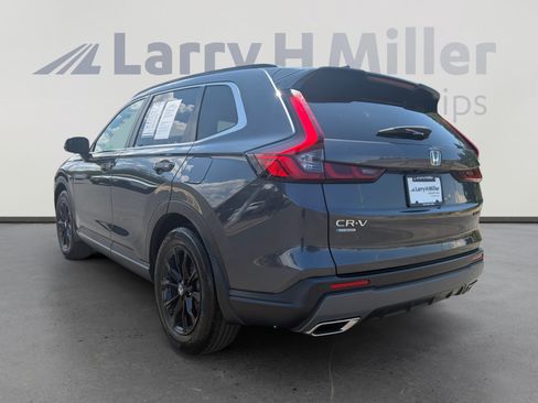 Used 2025 Honda CR-V Sport-L image 3