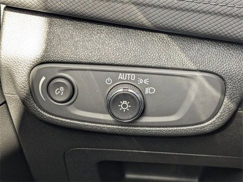 Used 2025 Chevrolet TrailBlazer LT image 27