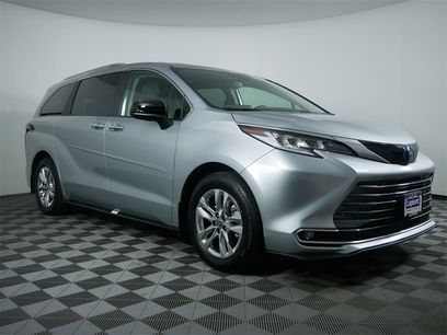 Used 2023 Toyota Sienna Limited