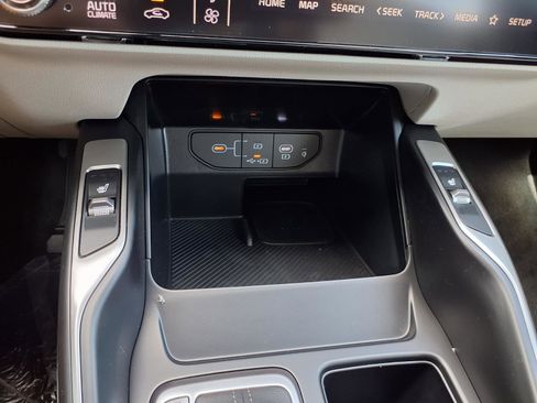 New 2026 Kia Sorento S FWD image 11
