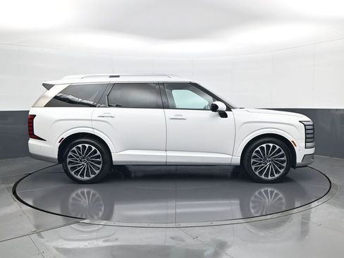 Used 2026 Hyundai Palisade Calligraphy image 4