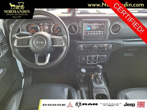 Certified 2018 Jeep Wrangler Unlimited Sahara w/ LED Lighting Group AWD/4WD image 7