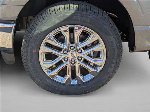 New 2025 Ford F150 XLT w/ Equipment Group 302A MID image 17