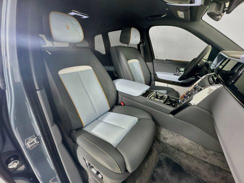 Certified 2026 Rolls-Royce Cullinan AWD/4WD image 10