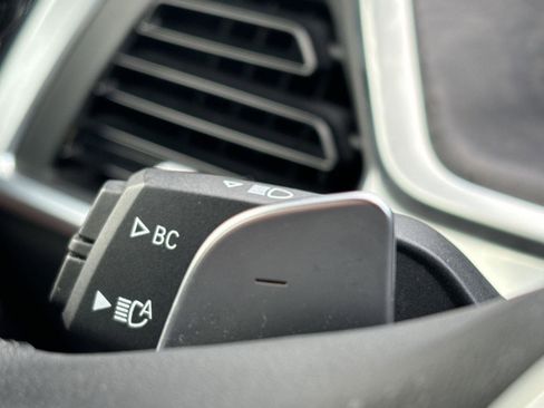 Used 2023 BMW X7 xDrive40i w/ Premium Package image 40