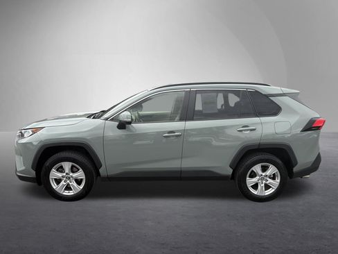 Used 2019 Toyota RAV4 XLE w/ Convenience Package AWD/4WD image 8