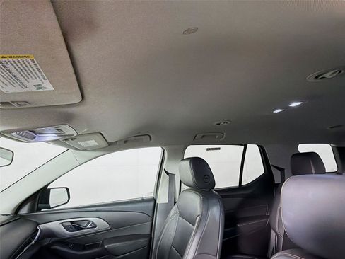 Used 2020 Chevrolet Traverse LT AWD/4WD image 5