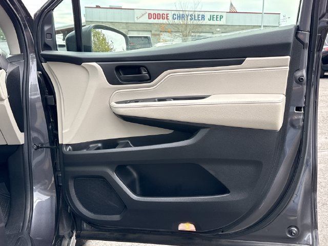 Used 2025 Honda Odyssey EX-L image 23