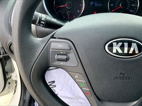 Used 2016 Kia Forte LX FWD image 22