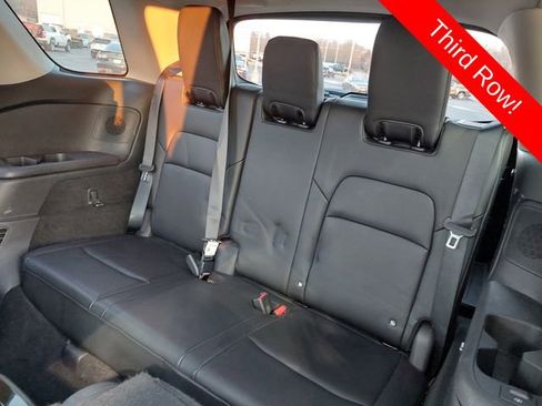 Used 2022 Nissan Pathfinder Platinum w/ Lighting Package (N92) image 29