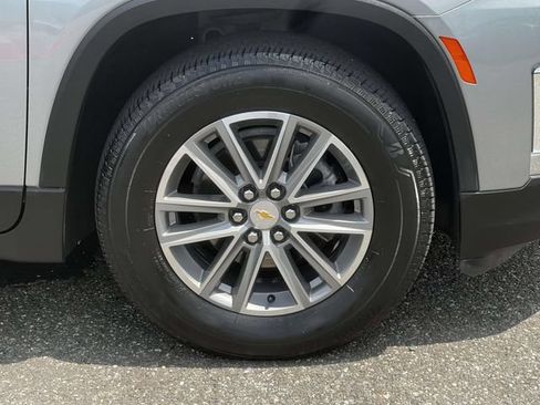 Certified 2023 Chevrolet Traverse LT FWD image 8