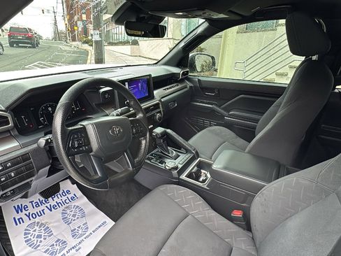 Used 2024 Toyota Tacoma SR5 image 12