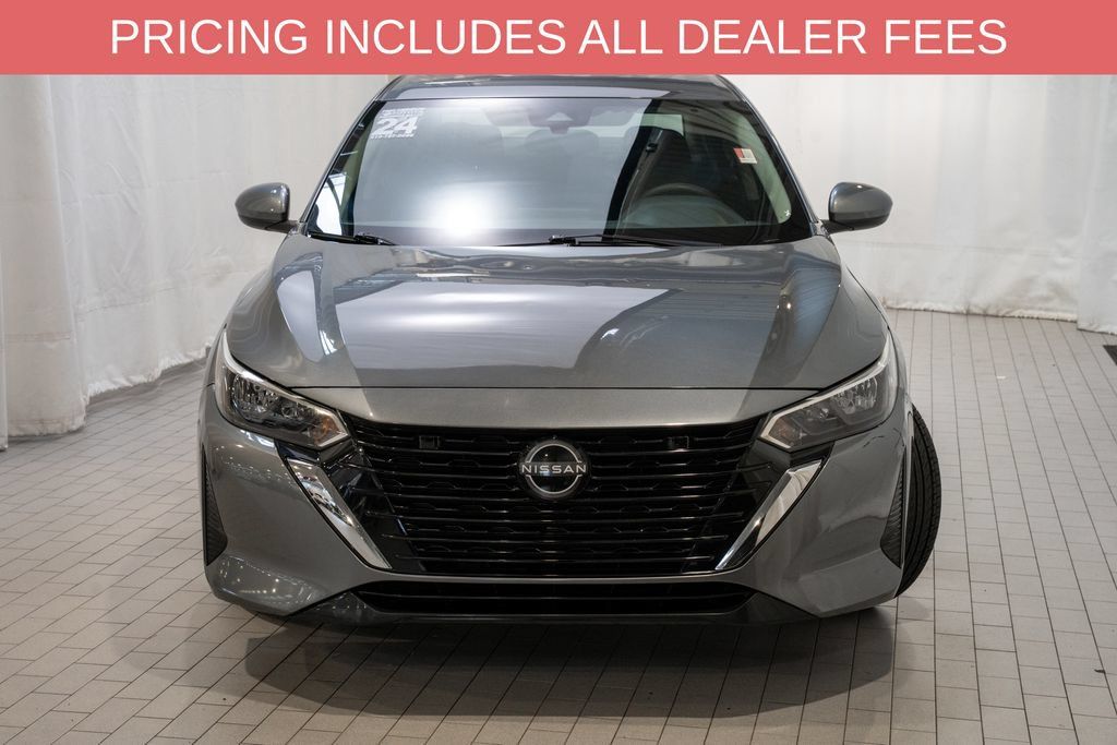 Used 2024 Nissan Sentra S w/ Lighting Package FWD image 2