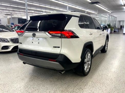Used 2020 Toyota RAV4 Limited w/ All Weather Liner Package image 5