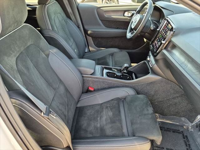 Certified 2023 Volvo XC40 Recharge Ultimate AWD/4WD image 27