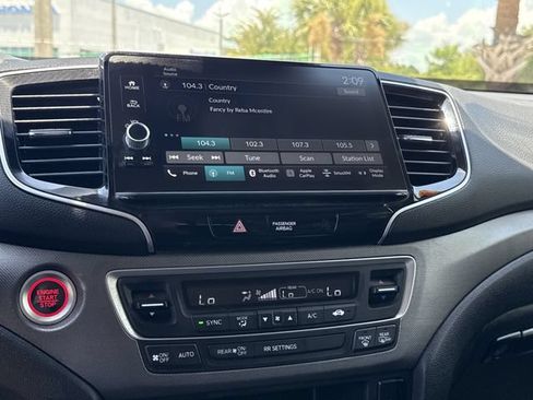 Certified 2024 Honda Ridgeline RTL image 28