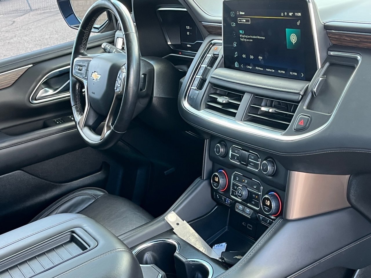 Used 2022 Chevrolet Tahoe High Country w/ LPO, Illumination Package AWD/4WD image 9