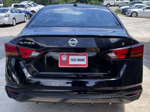Used 2020 Nissan Altima 2.5 S FWD image 5