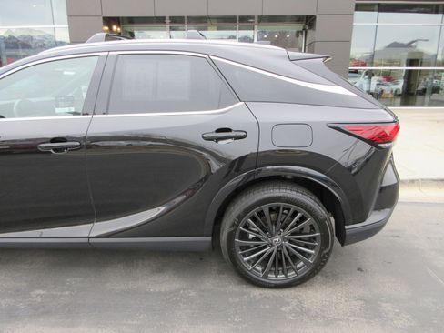 Used 2025 Lexus RX 350h image 4