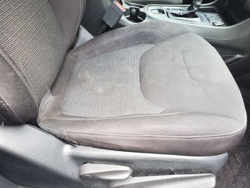 Used 2019 Jeep Cherokee Latitude w/ Popular Appearance Group FWD image 31
