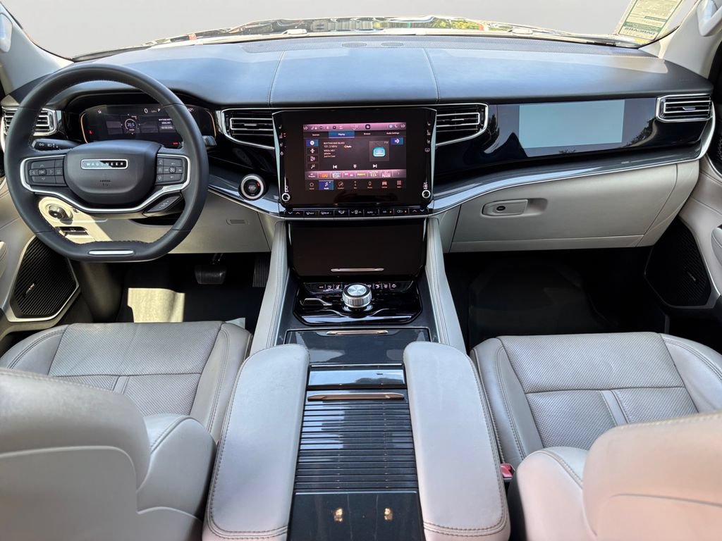 Used 2022 Jeep Wagoneer Series I w/ Convenience Group I AWD/4WD image 17