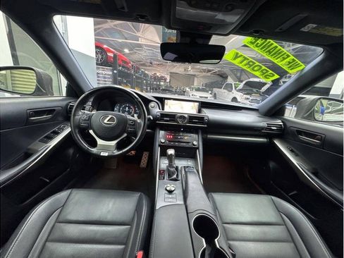 Used 2017 Lexus IS 200t F Sport w/ F Sport Package RWD image 20
