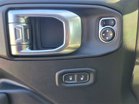 New 2026 Jeep Gladiator Sport image 16