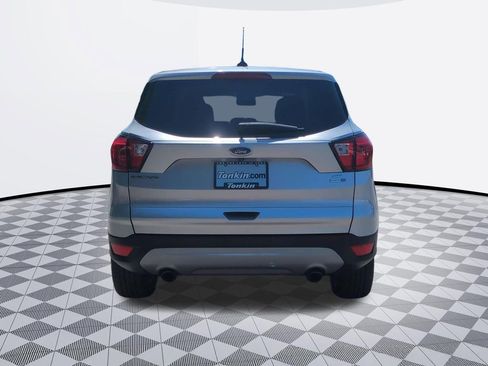 Used 2019 Ford Escape SE AWD/4WD image 5