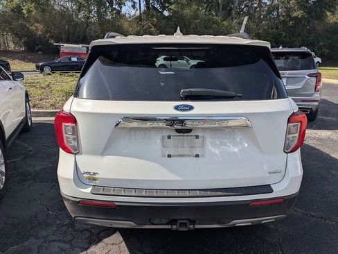 Used 2020 Ford Explorer XLT w/ Equipment Group 202A RWD image 5