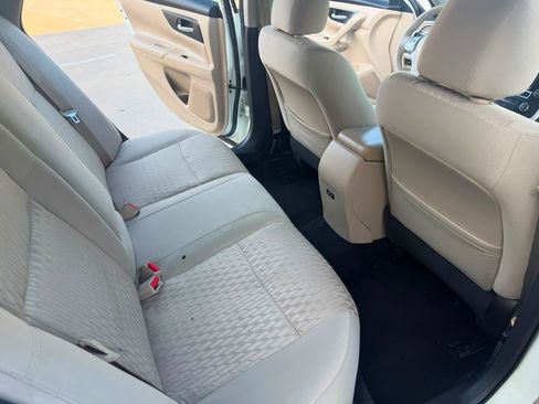 Used 2017 Nissan Altima 2.5 S w/ Power Driver Seat Package FWD image 12
